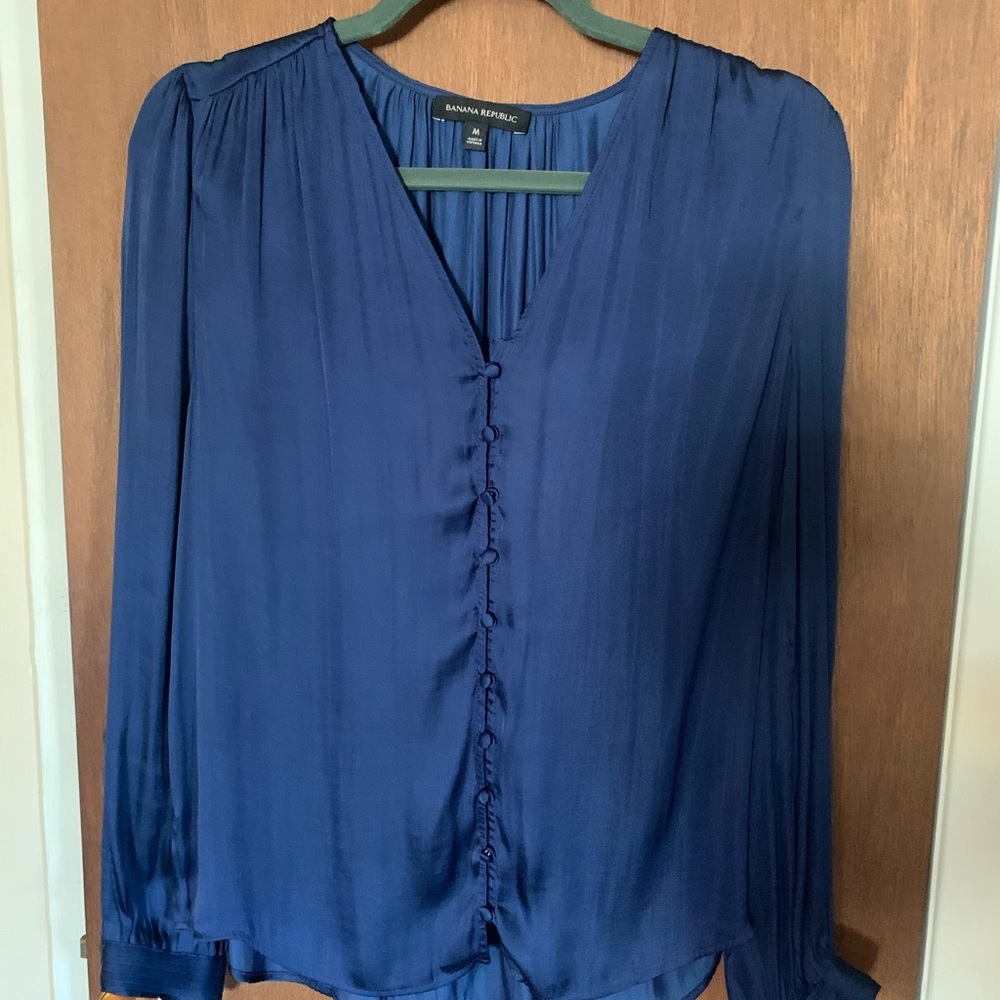 Banana republic blue blouse
